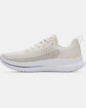 Velociti 4 Running Shoes